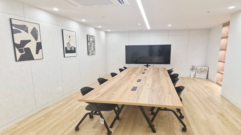 라운지 회의공간<br>11명
